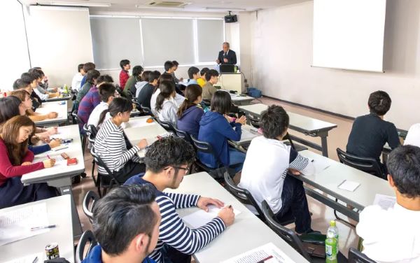 福岡医健・スポーツ専門学校_授業風景