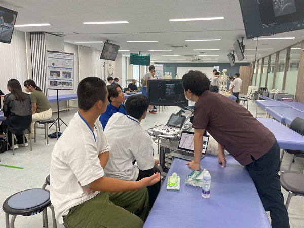 令和健康科学大学_授業風景